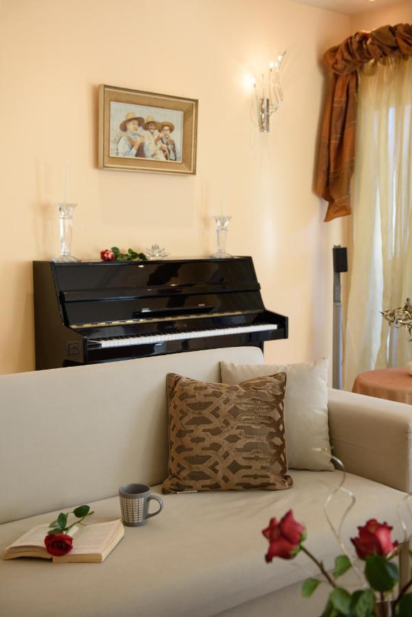 Villa Magic Perla Gouvia Esterno foto